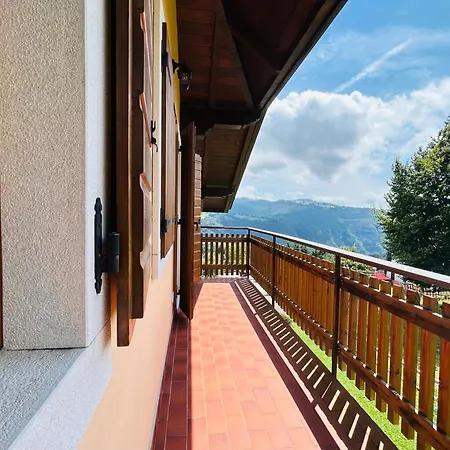 Albaredo Wood Terasse 아파트 Rotzo